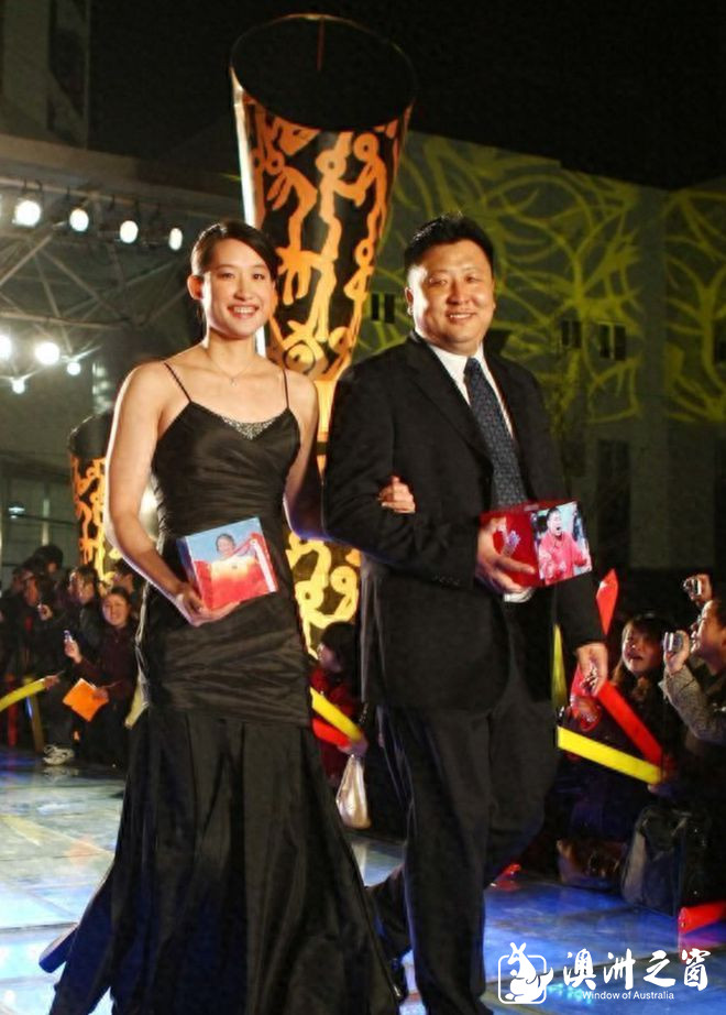 奥运冠军刘子歌：嫁给50岁教练，父母缺席婚礼，如今移居澳洲 ... ... ...